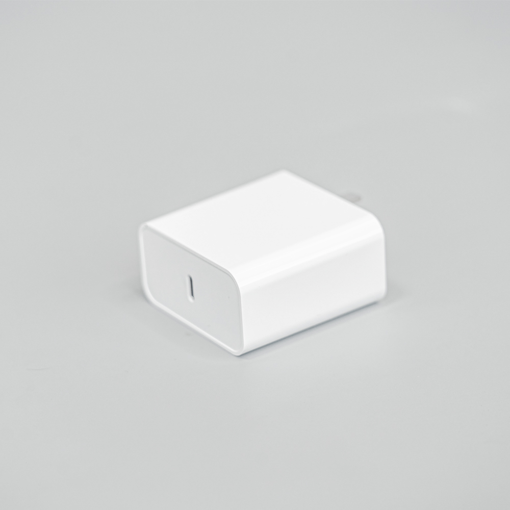 20W插墻式開關(guān)電源